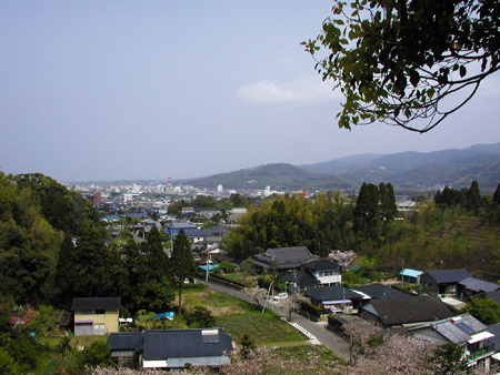 城山から望む